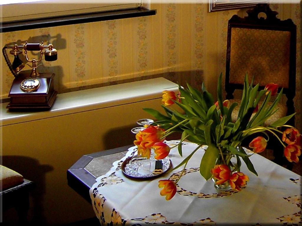 Hotel Graf Rolshausen Monschau Pokój zdjęcie