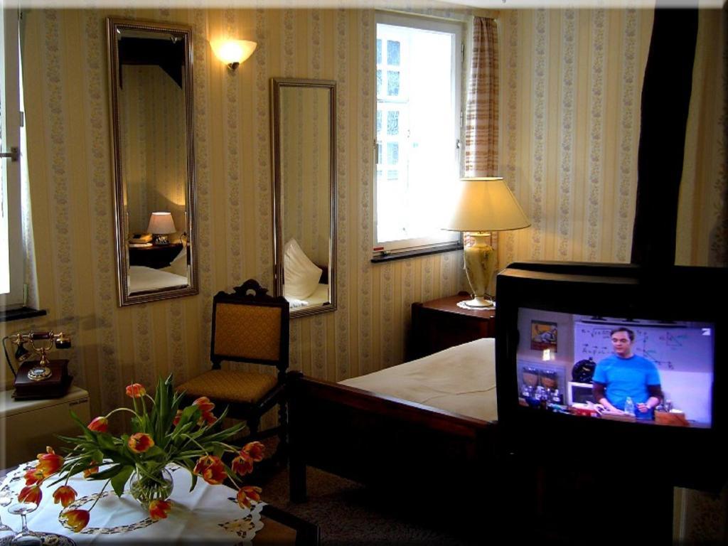 Hotel Graf Rolshausen Monschau Pokój zdjęcie