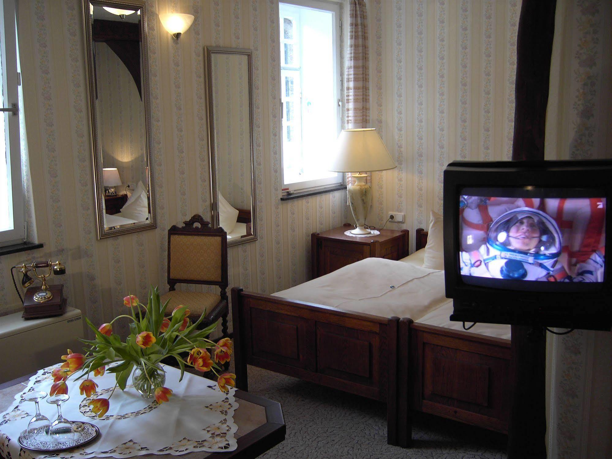 Hotel Graf Rolshausen Monschau Zewnętrze zdjęcie
